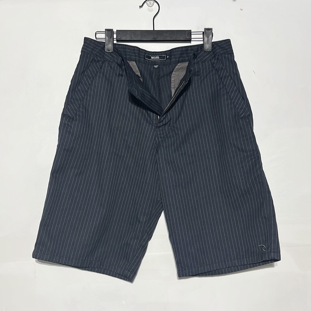 Ripcurl Men's 11" Black Grey Pinstripe Cargo Board Shorts Size 31 - Picture 4 of 9